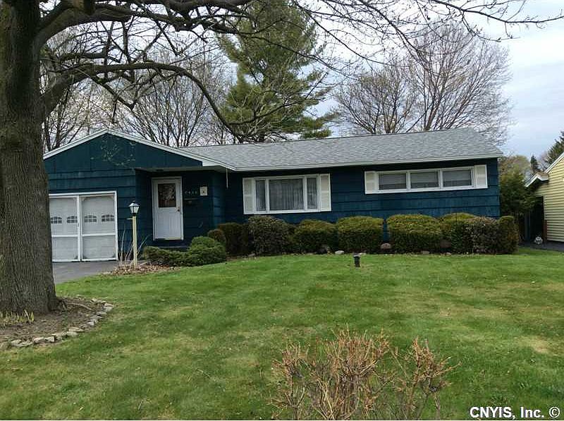 1st image of 925 Beverly Dr