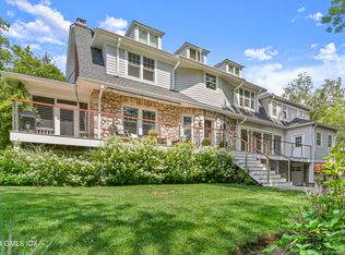 3 Marks Rd, Riverside, CT 06878