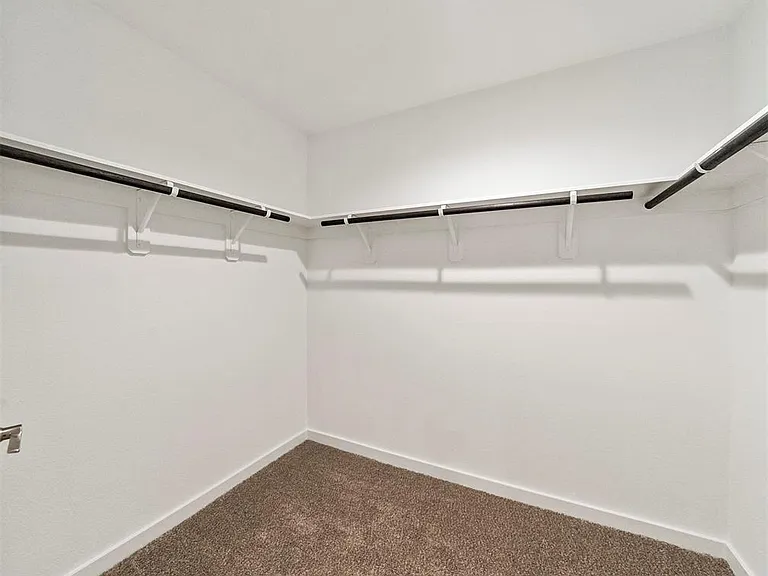 7906 Brumbly Ln — Photo 10