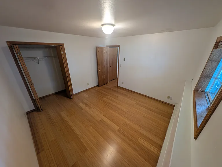 106 Spruce Ct — Photo 5