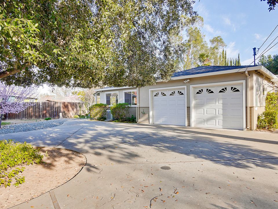 1st image of 13349 McCulloch Ave