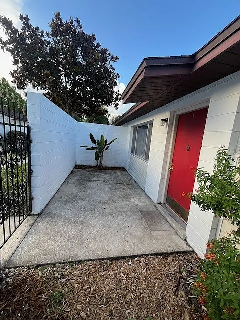2 bed, 820 sqft, $1,385 — Photo 4