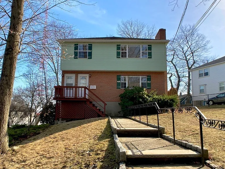 23B Columbia Ave #B — Photo 9