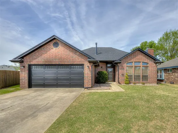 2021 Gerrie St, Midwest City, OK 73130
