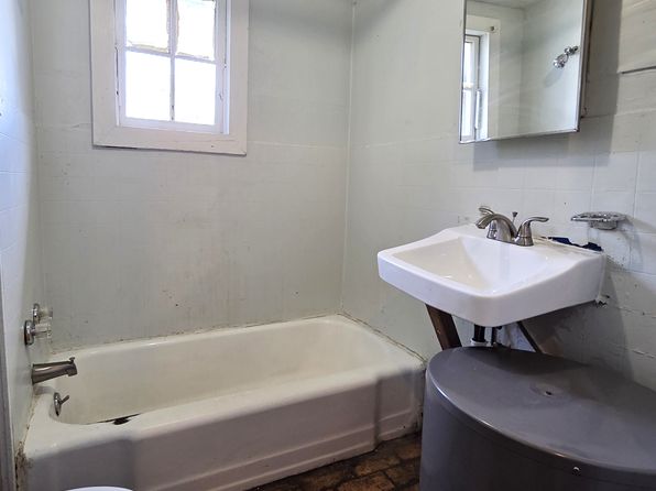 2219 S Liberty St #2-B