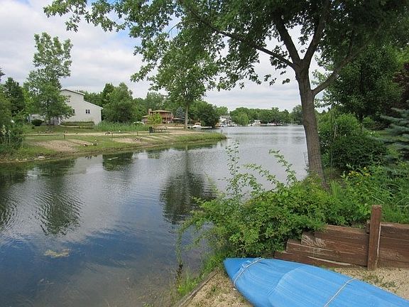 2nd image of 228 Fossil Cove Ln