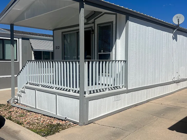 213 Beth St — Photo 1