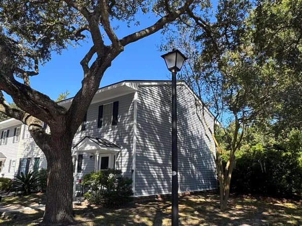 152 Heritage Cir #H-9, Mount Pleasant, SC 29464