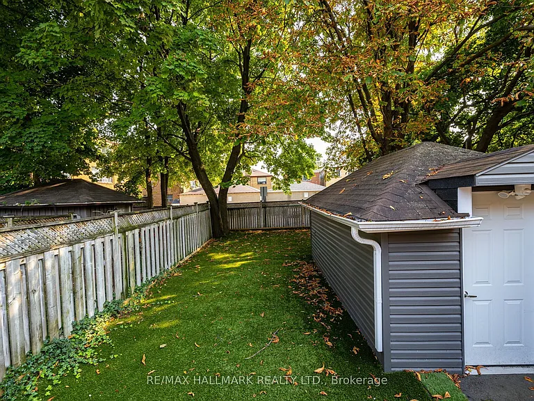 15 McNairn Ave — Photo 41