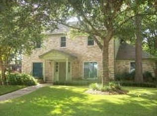 12207 Oak Park Dr, Houston, TX 77070