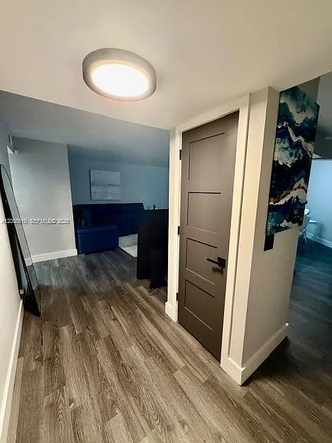 Building Photo - 5800 Camino Del Sol #306