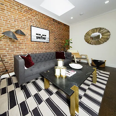 Rented by Bond New York | media 7