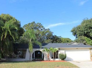 525 Hollow Ridge Rd, Palm Harbor, FL 34683