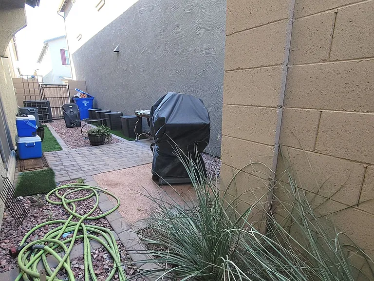 1648 S 82nd Way — Photo 32