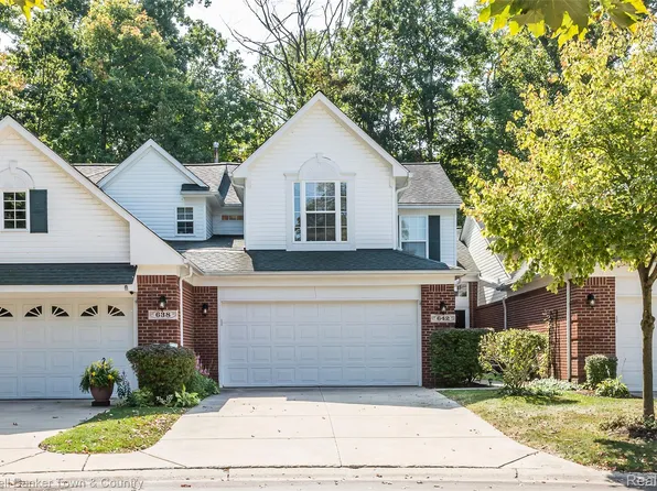 642 Chestnut Dr, Wixom, MI 48393