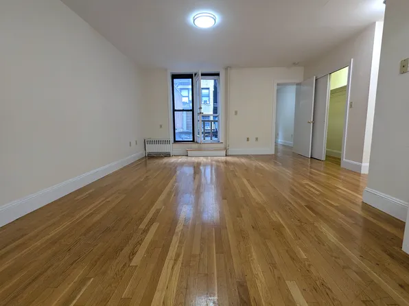 138 West 72nd Street image 1 of 10