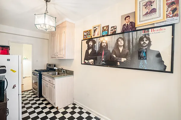 Sold by Block & Lot Real Estate | media 22