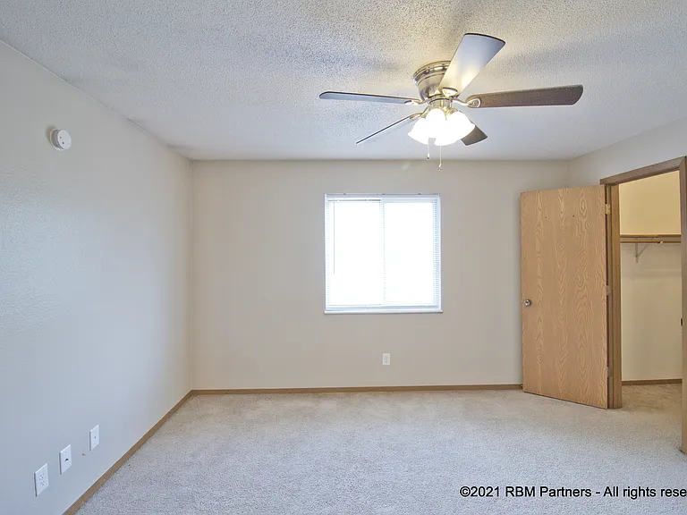 1711 N Main St — Photo 10