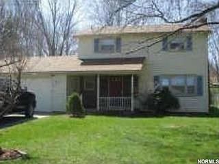 1st image of 772 Crestline Ave