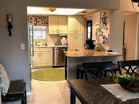 5th image of 2314 Riverbluff Pkwy #254
