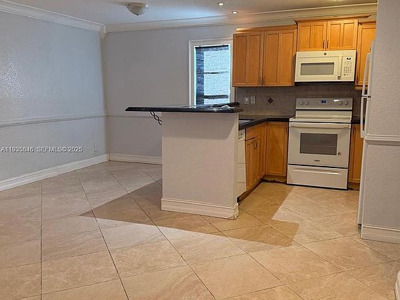 3rd image of 11795 NW 30th St #101A