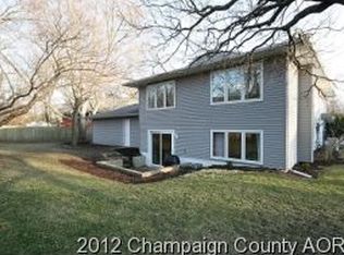 2302 E Shurts Cir, Urbana, IL