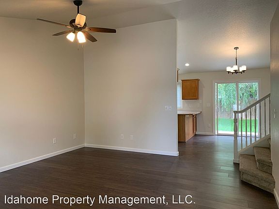 4th image of 1304 N Atherton Ave