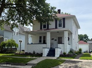 824 Stilwell Ave, Fremont, OH 43420