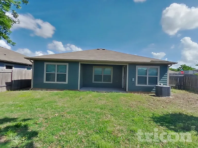 1367 Barrel Dr — Photo 12
