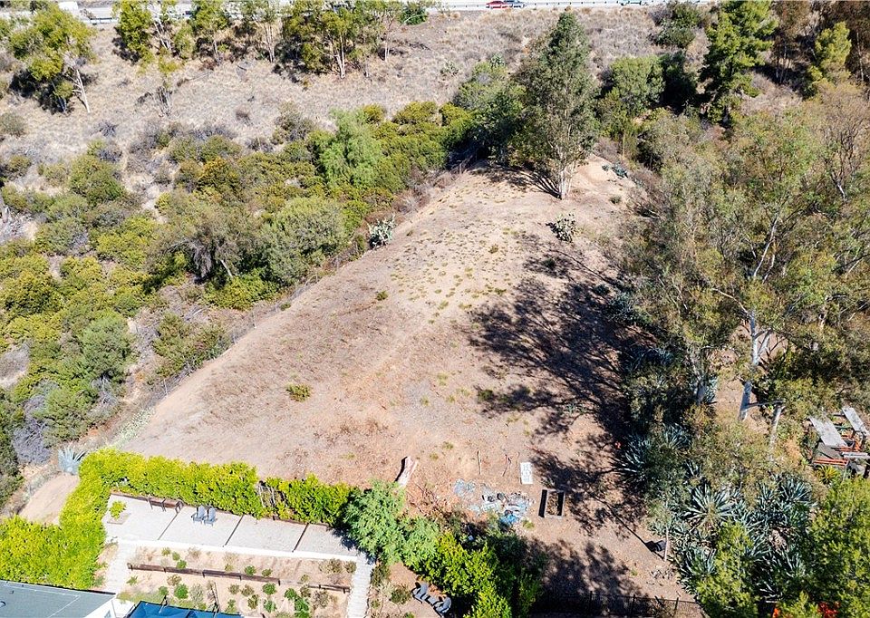 1st image of 5432 Highland View Pl
