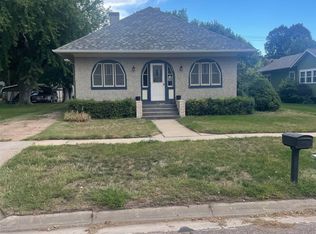312 Minor Ave, Bertrand, NE 68927