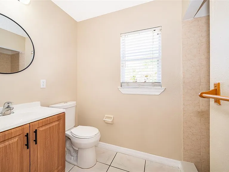 1313 Timberbend Cir — Photo 23