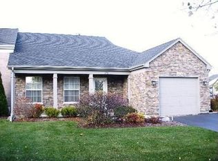 1828 Barnhill Dr, Mundelein, IL