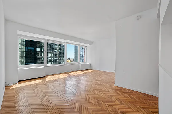 Rented by RELO REDAC INC. | media 11