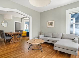 87 Vernon St #2, Providence, RI 02903