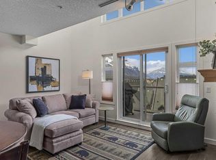 160 NW Kananaskis Way #406, Canmore, AB T1W 3E2