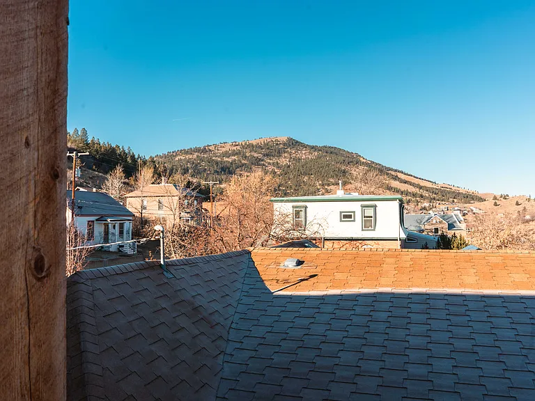 330 Pine St #1 — Photo 12
