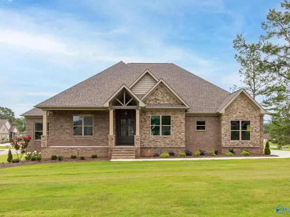 20020 Capitol Hill Dr, Tanner, AL 35671