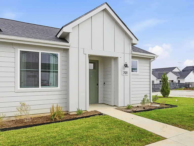 YardHomes Spring West