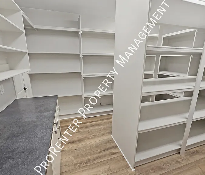 843 Eaglepointe Dr — Photo 46