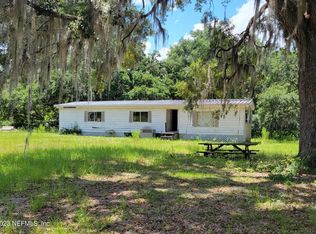 826 State Highway 26, Melrose, FL 32666