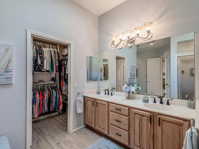80571 Hoylake Dr — Photo 13