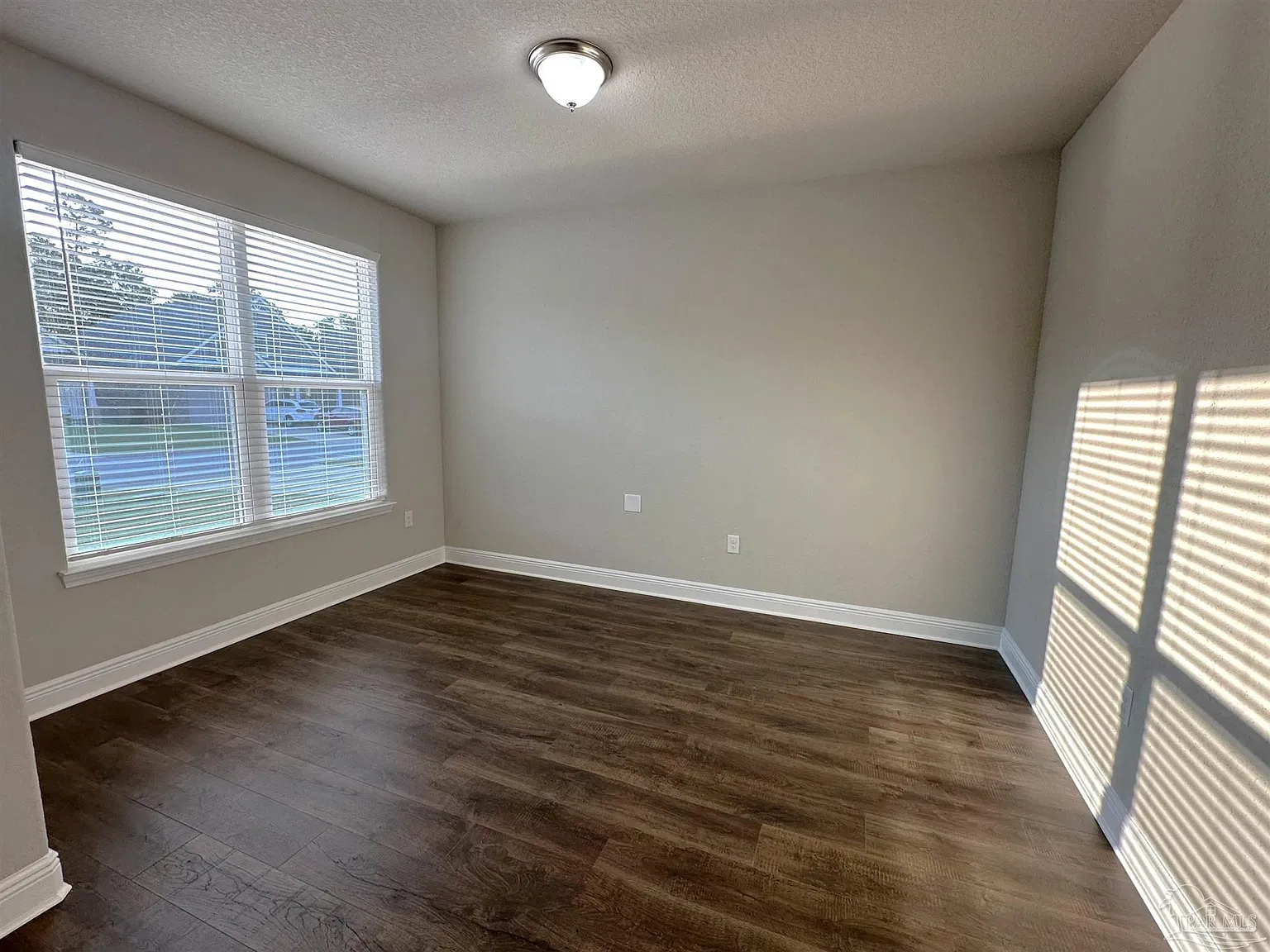 4 bed, 1752 sqft, $2,050 — Photo 4