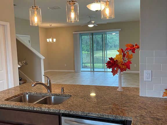 5th image of 5564 Twilight Grey Ln