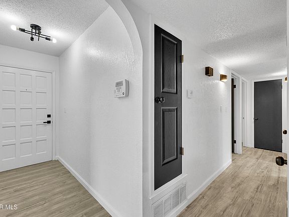 4th image of 10709 Miller Barber Dr