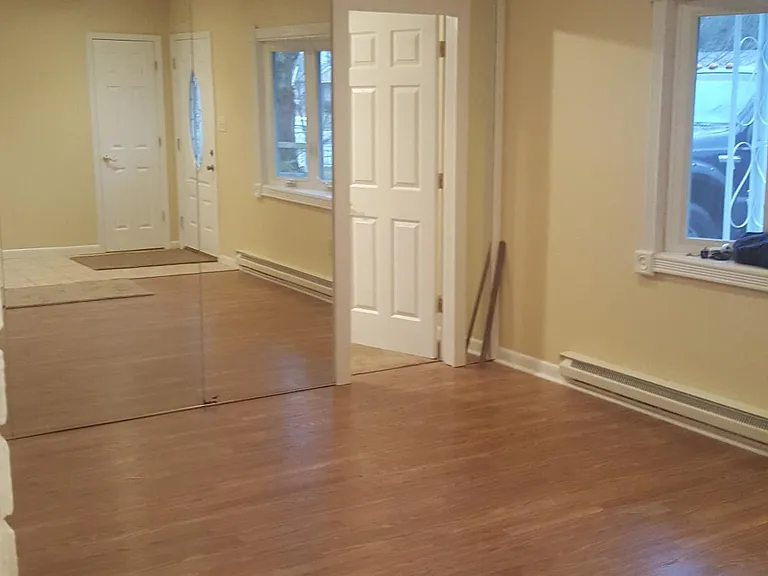 316 Predmore Ave — Photo 3