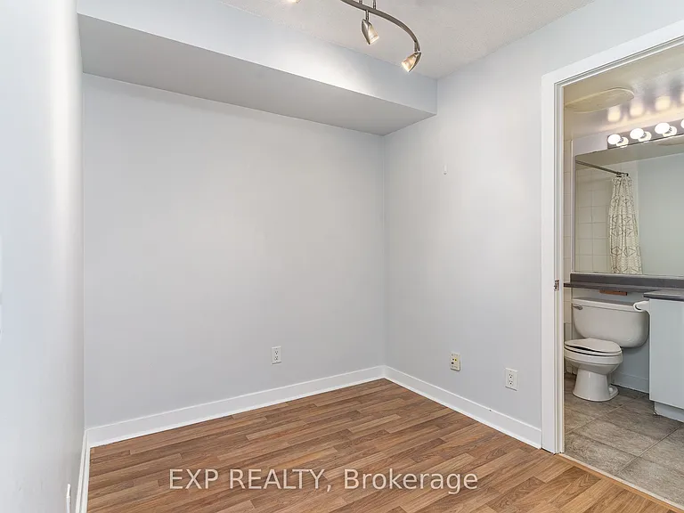 50 Lynn Williams St #1810 — Photo 10