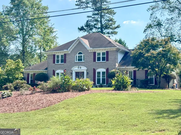 3510 Thunderwood Ln, Snellville, GA 30039