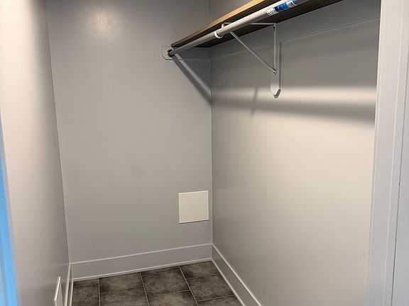 5th image of 3052 Bernice Ave #1