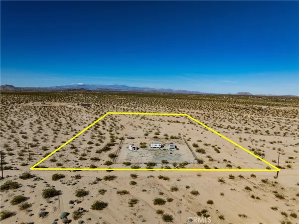 1188 Mile Square Rd Lot 27, Joshua Tree, CA 92252